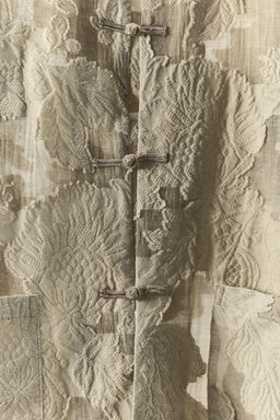 LIMITED EDITION FLORAL JACQUARD KIMONO