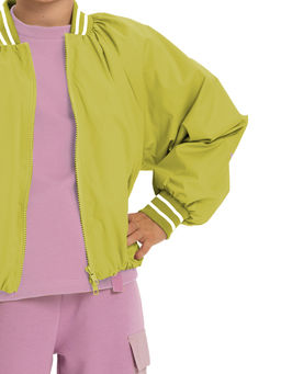 Куртка для девочки О56432 - Карамелли фото 4