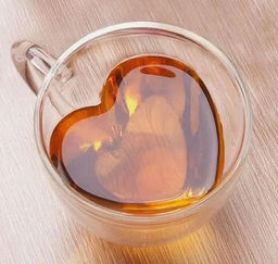 Кружка в форме сердца AROMA 300 мл из боросиликатного стекла с двойными стенками