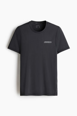 Camiseta de running con DryMove