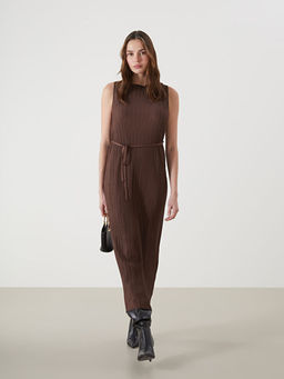 Bisiklet Yaka Dokulu Krinkle Elbise