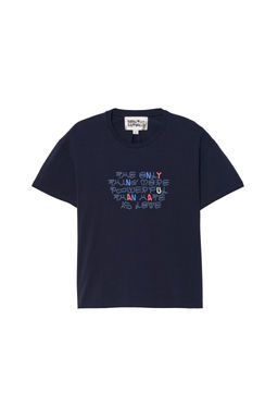 CAMISETA CROPPED FIT TEXTO AMOR / Marino