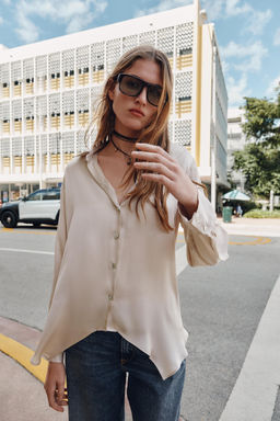 ASYMMETRIC HEM SATIN SHIRT