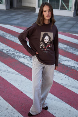 Лонгслив оверсайз с принтом