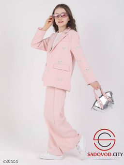 Нарядные костюмы с бантом