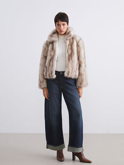 Dik Yaka Kad?n K?rk Mont