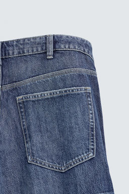 STRAIGHT FIT CARGO JEANS