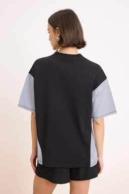 TRENDYOLMILLA Siyah Oversize/Genis Kal?p Poplin Detayl? Bask?l? Orme T-Shirt TWOSS24TS00005 фото 12