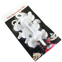 Кондитерский шприц "Гигант" 17х6х4см пластмассовый, насадки для крема - 7шт, пластик; в блистере (Китай)