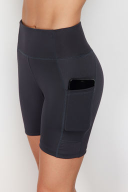 TRENDYOLMILLA Siyah Cift Cep Detayl? Orme Spor Sort/K?sa Tayt THMSS24TY00030