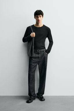 RIBBED TEXTURED JUMPER