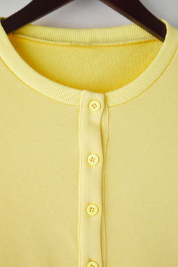 Teen Ac?k Sar? Dugmeli Regular/Normal Kal?p Orme Sweatshirt TWOAW26SW00162