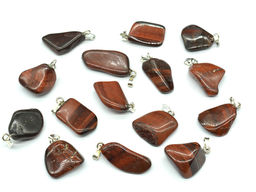 Кулон из бычьего глаза (SA)