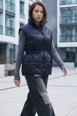 Жилет утепленный из плащевой ткани темно-синий