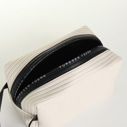 Косметичка на молнии с ручкой, объёмная, маленькая, в полоску, молочная - Simaland фото 3