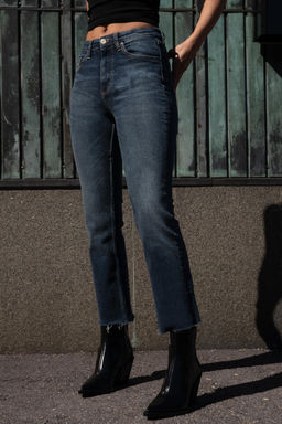 TRF CROPPED HIGH-WAIST BELL BOTTOM JEANS - Zara фото 2