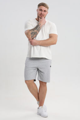 16 Шорты мужские