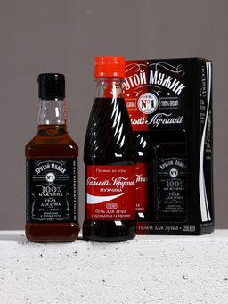 Подарочный набор косметики Крутой, гель для душа виски и гель для душа кола, 2250