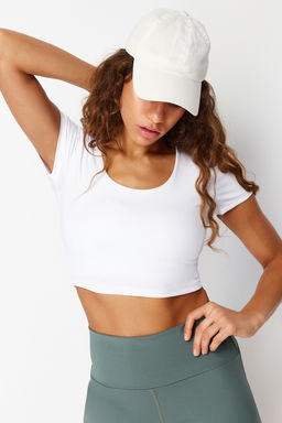 Trendyolmilla Beyaz 2 Katl? Ici Pedli Spor Sutyenli Crop Orme Spor Ust/Bluz THMSS24BZ00003