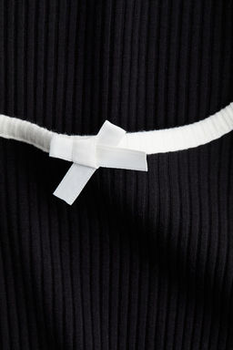 Top de canale con detalles sobrehilados - H&m фото 2