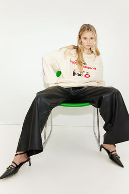 Sudadera oversize con estampado