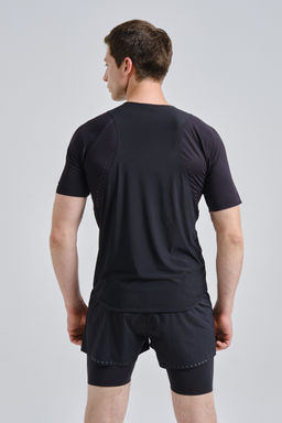 Футболка Черный