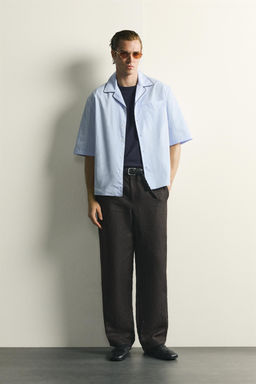 CAMISA RELAXED FIT VIVO CONTRASTE / Azul cielo