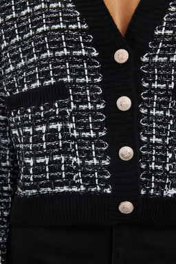 Siyah Tuvit Gorunumlu V Yaka Simli Triko H?rka TWOAW25HI00240