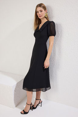 Siyah A Kesim Yaka Detayl? Astarl? Sifon Ucus Ucus Dokuma Midi Elbise TWOSS25EL00256