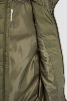 Водоотталкивающий жилет с капюшоном для мальчиков - Defacto фото 9