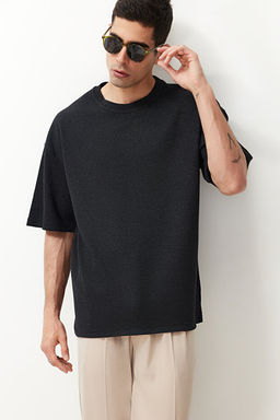 Basic Antrasit Oversize/Geni_ Kesim Dokulu Waffle K_sa Kol T-Shirt TMNSS22TS00049