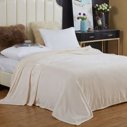 Плед/покрывало 240х200см "Пудра", велсофт" "Luna" гладкокрашенный, полиэстер 100%, софт принт, плотность 200г/м2, упаковка 20х33см, пояс бумажный, "Домашняя мода" (Россия)