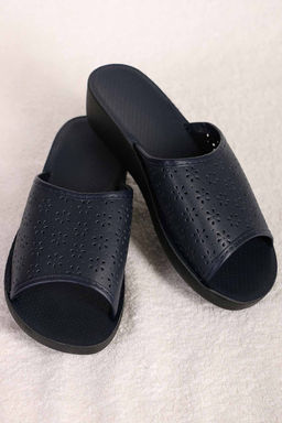 Сабо женские черные