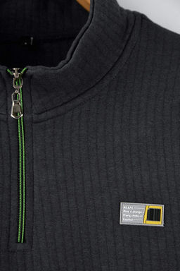 Siyah Regular/Normal Kesim Dokulu Etiket Detayl? Fermuarl? Sweatshirt TMNAW26SW00062 - Trendyolmilla фото 32