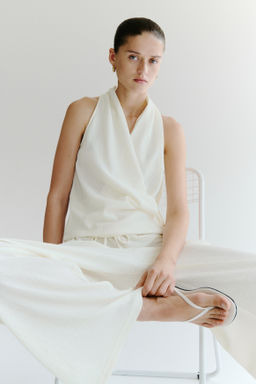 Top cruzado con textura - H&m фото 6