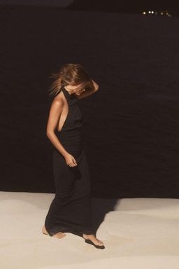 LONG HALTER DRESS WITH OPEN BACK - Zara фото 20