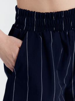 Шорты женские темно-синие с белой полоской белая полоска на т.синем 132334 - Mark formelle фото 6