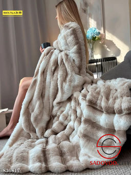 Плед мягкий в комплекте с сумкой