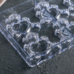 Форма конфет и шоколада Влюблённые мишки, 28?14 см, 8 ячеек, прозрачная