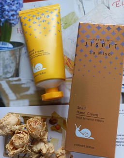 Premium Jigott&La Miso Крем для рук с муцином улитки 100 мл  фото 4