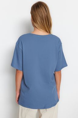 TRENDYOLMILLA Indigo %100 Pamuk Bask?l? Boyfriend/Genis Kal?p Bisiklet Yaka Orme T-Shirt TWOSS22TS1304 фото 6
