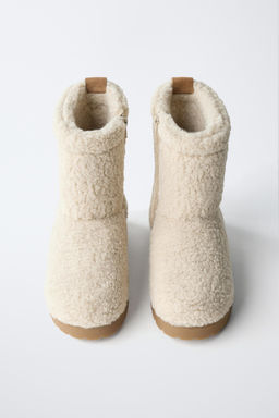 FAUX SHEARLING ANKLE BOOTS - Zara фото 4