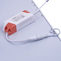 ULP-6060-42W/NW EFFECTIVE SILVER Светильник светодиодный потолочный встраиваемый. Белый свет (4000K). Корпус серебристый. В комплекте с и/п. ТМ Uniel.