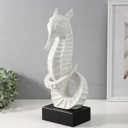 Фигурка керамика «Морской конек», белый, 15×12.5×42.5 см