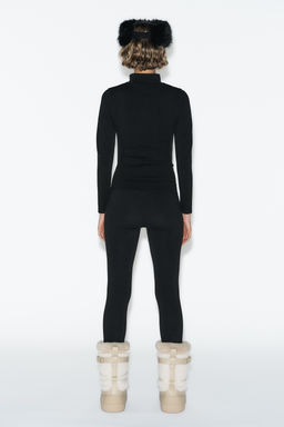 CAMISETA SEAMLESS CON LANA MERINO SKI COLLECTION / Negro