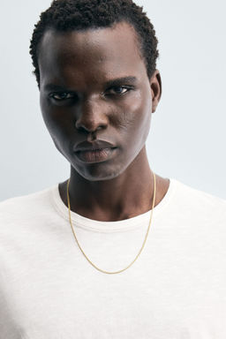 T-SHIRT WITH CONTRAST STITCHING - Zara фото 6
