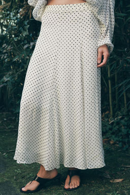 FALDA MIDI LUNARES ZW COLLECTION / Blanco / Negro - Zara фото 2
