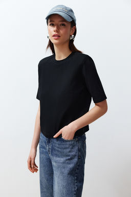 Siyah %100 Kal?n Pamuklu Vatkal? Crop Orme T-Shirt TWOSS24TS00122 - Trendyolmilla фото 3