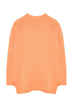 Turuncu Yumusak Dokulu Dik Yaka Dikissiz Triko Kazak TWOAW25KZ00048