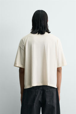CAMISETA LAVADA TEXTO ROTULADOR / Crudo